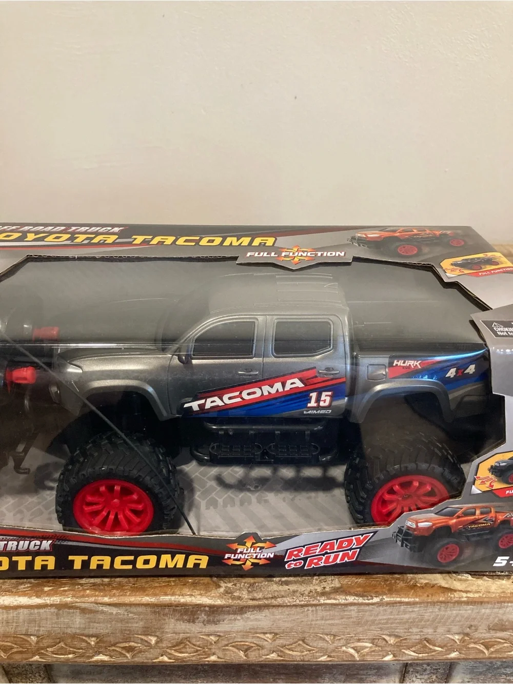 R/C Off Road Truck Toyota Tacoma Radio Control 27MHZ New Grey - Picture 4 of 15